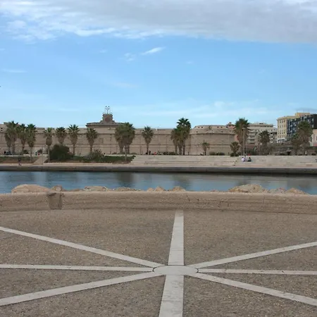 Maisonfree Centro Storico Civitavecchia